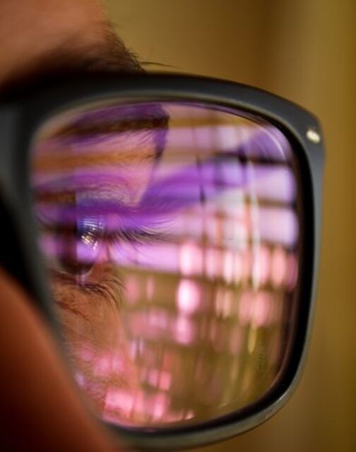 LA FOTOFOBIA: COS’È E COME RIDURRE I DISTURBI